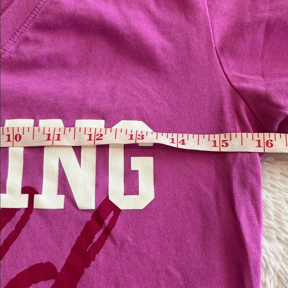 Womans Nike Dri-Fit slim fit V-Neck T-Shirt Running Wild small - Picture 3 of 6